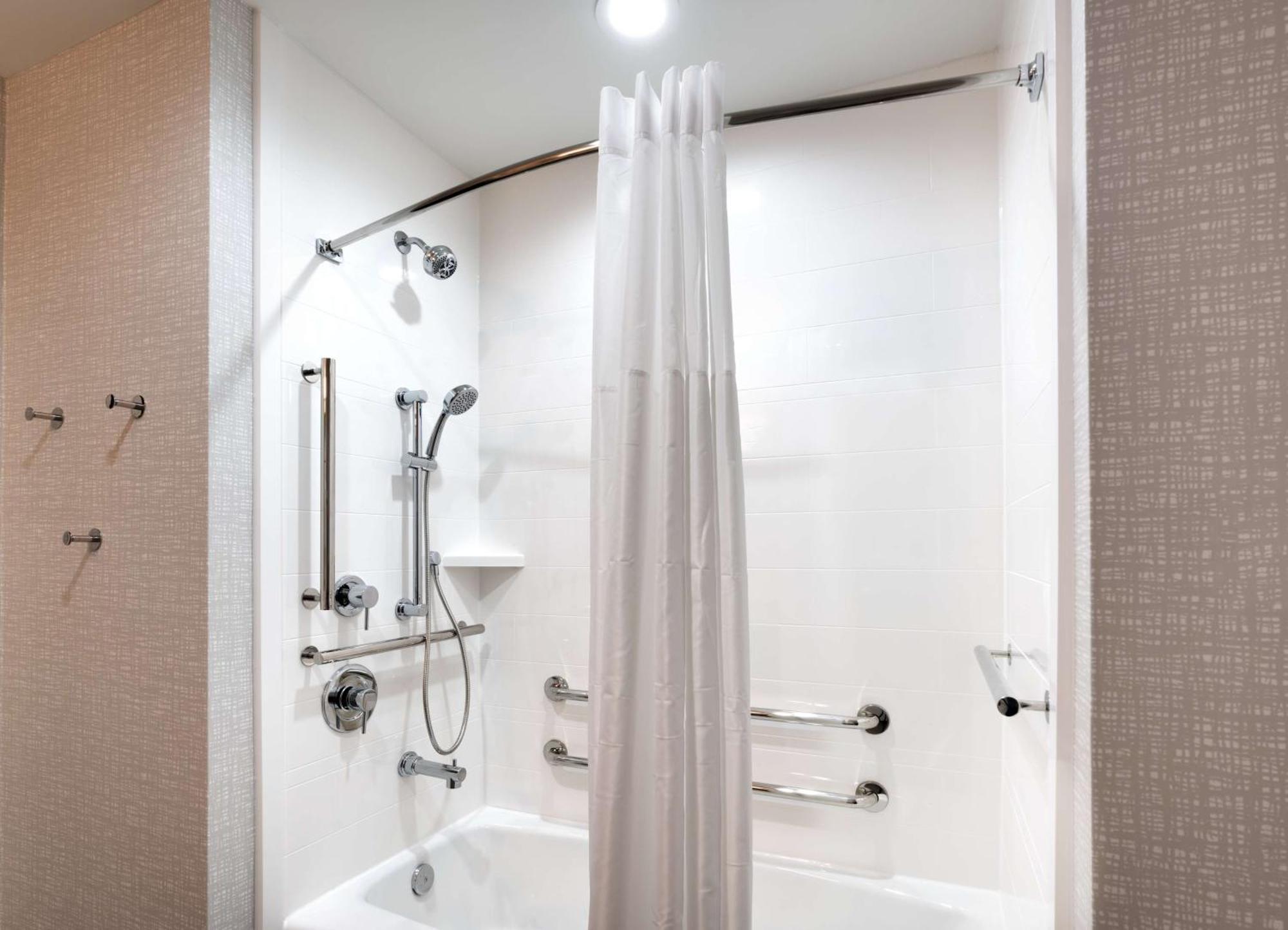 Hampton & Rockport-fulton Hotel